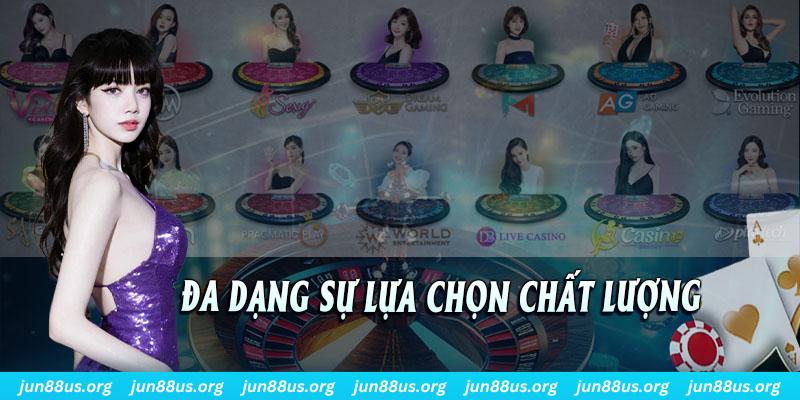 j88 con Fan Tan Cổ Điển